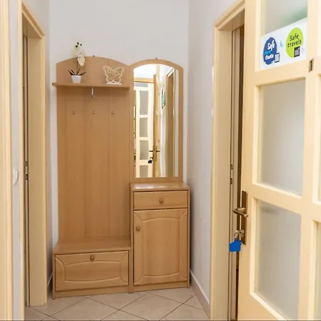Apartment Sea Line - Two Bedroom With Terrace And Sea View Prigradica
