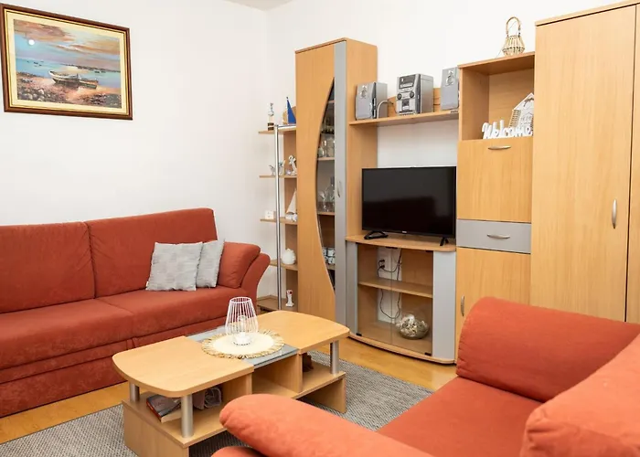 Sea Line - Two Bedroom With Terrace And Sea View Prigradica