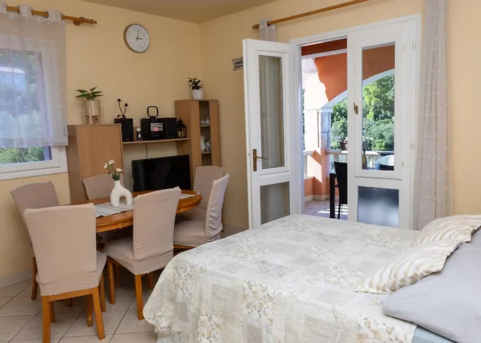 Sea Line - Two Bedroom With Terrace And Sea View Apartment Prigradica
