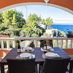 Sea Line - Two Bedroom With Terrace And Sea View Apartman