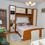 Sea Line - Two Bedroom With Terrace And Sea View *