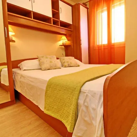 Sea Line - Two Bedroom With Terrace And Sea View Apartment *