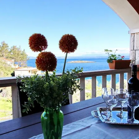 Apartment Sea Line - Two Bedroom With Terrace And Sea View *