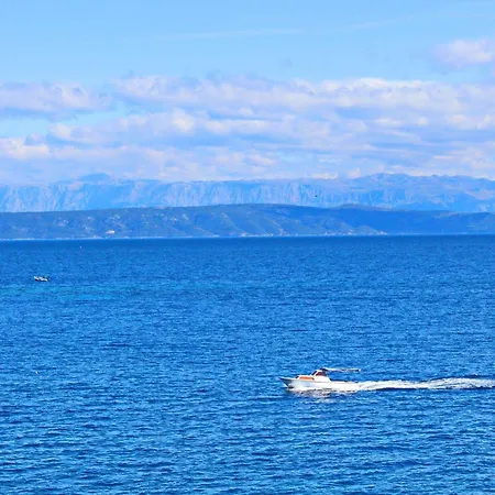 Apartment Sea Line - Two Bedroom With Terrace And Sea View