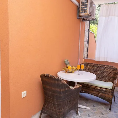 Sea Line - Two Bedroom With Terrace And Sea View * Prigradica