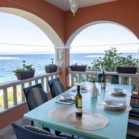 Apartmán Sea Line - Two Bedroom With Terrace And Sea View
